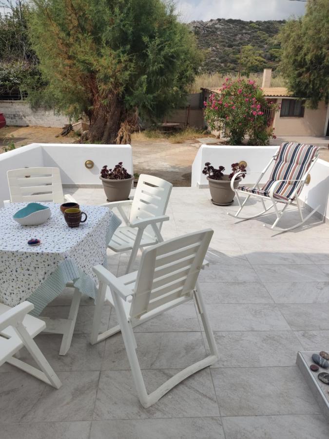 Katerina Summerhouse Dhaskalion Luaran gambar