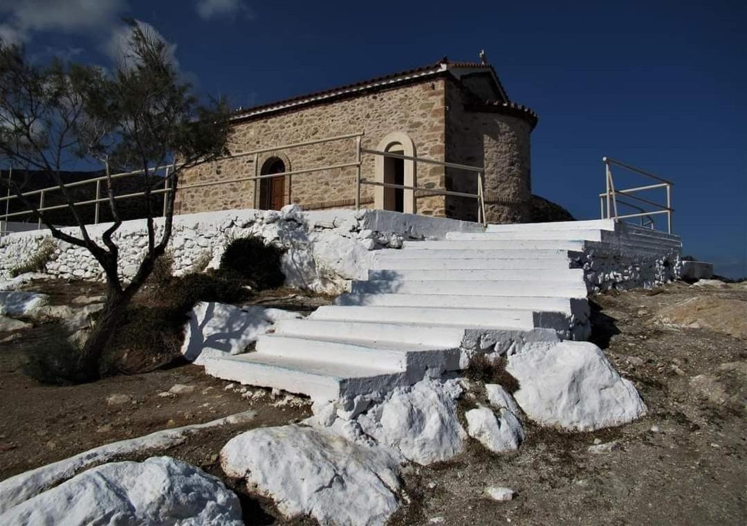 Katerina Summerhouse Dhaskalion Luaran gambar